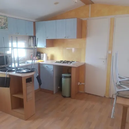 Mobil-home Campagne אתר קמפינג אבנסן